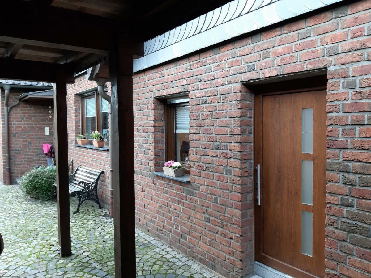 Apartament Standardzimmer Nahe Messe Und Airport Düsseldorf